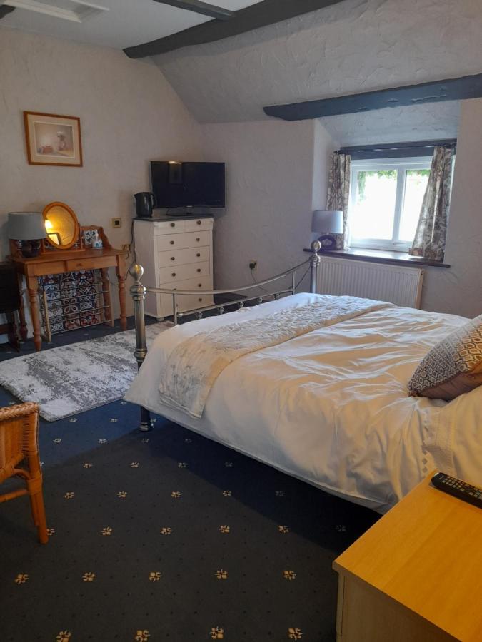 Hotel The Golden Lion